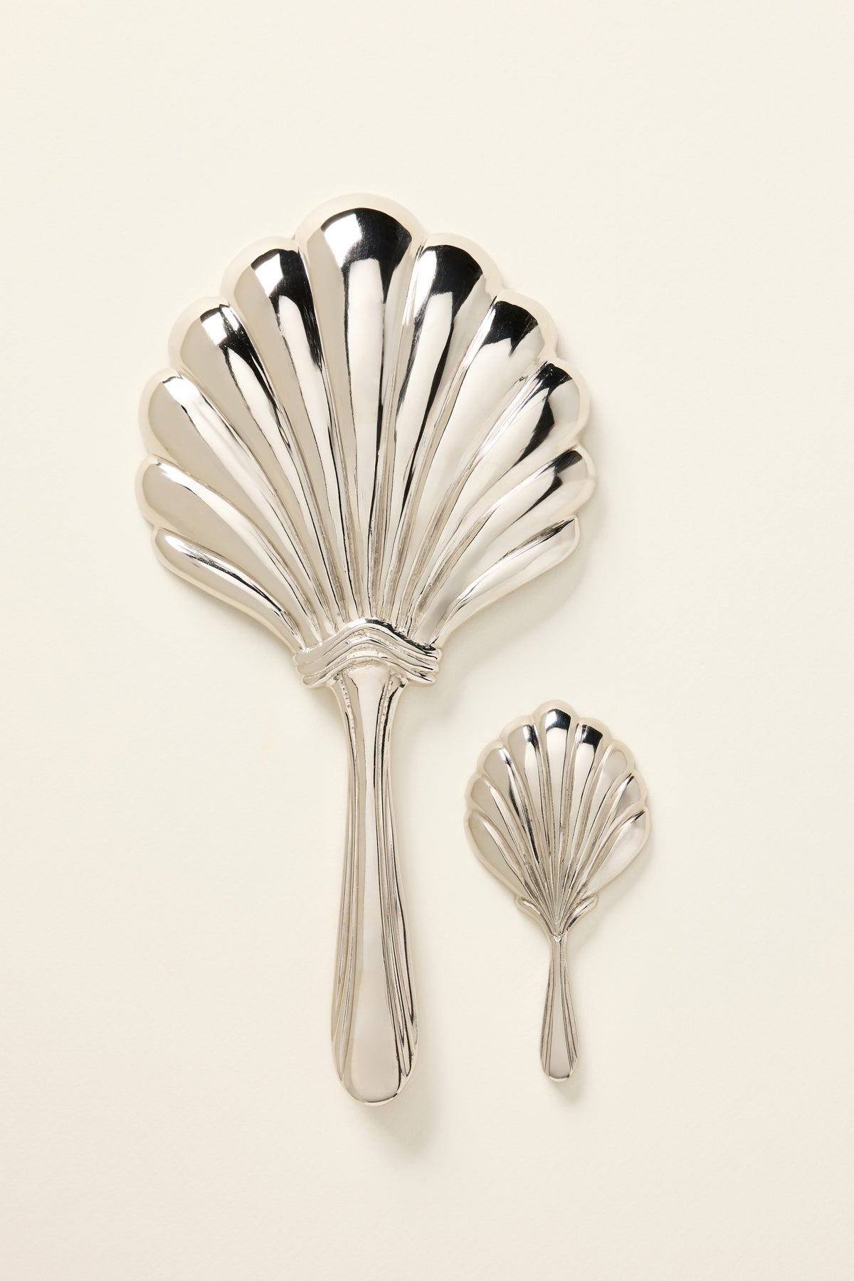 Unnur Scallop Shell Hand Mirror, Chrome Finish in Full Size, product view 2