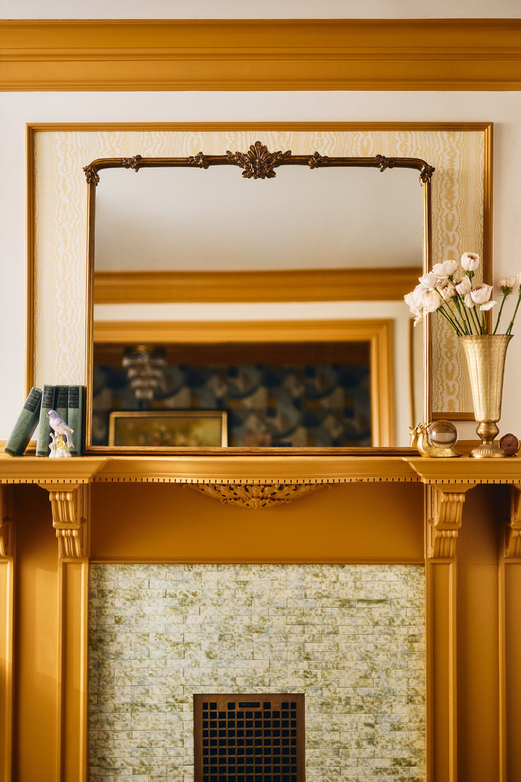 Lilja Floral Crest Gold Mantel Mirror, product view 2