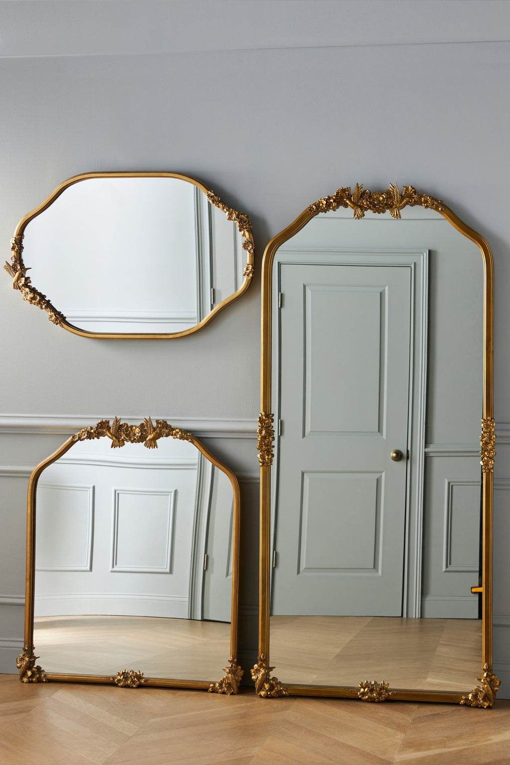 Vala Hummingbird Floral Gold Oval Wall Mirror, product view 3