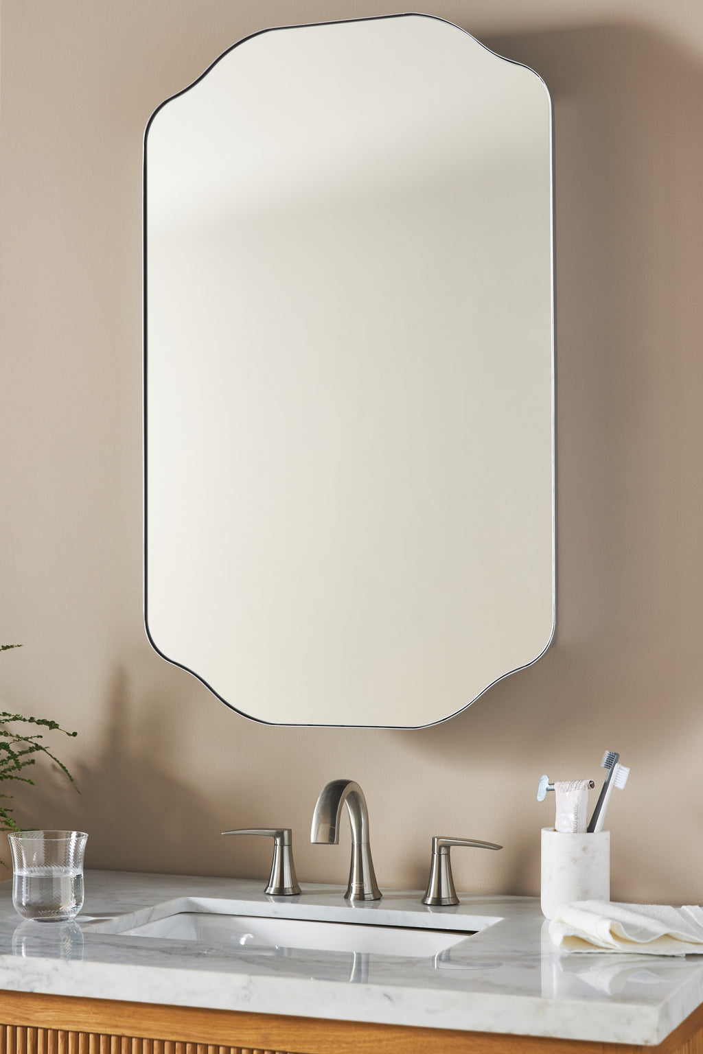 Ilmur Curved Mirrored Medicine Cabinet, Bronze Finish in 007, product view 1