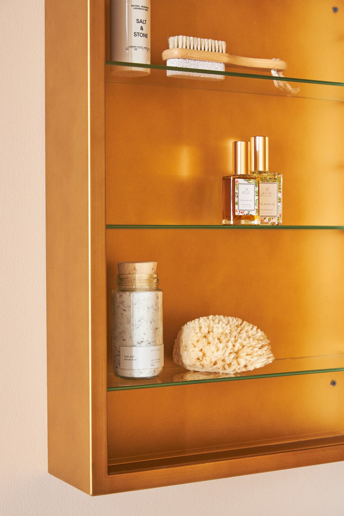 Ilmur Curved Mirrored Medicine Cabinet, Bronze Finish in 027 Bronze, product view 4