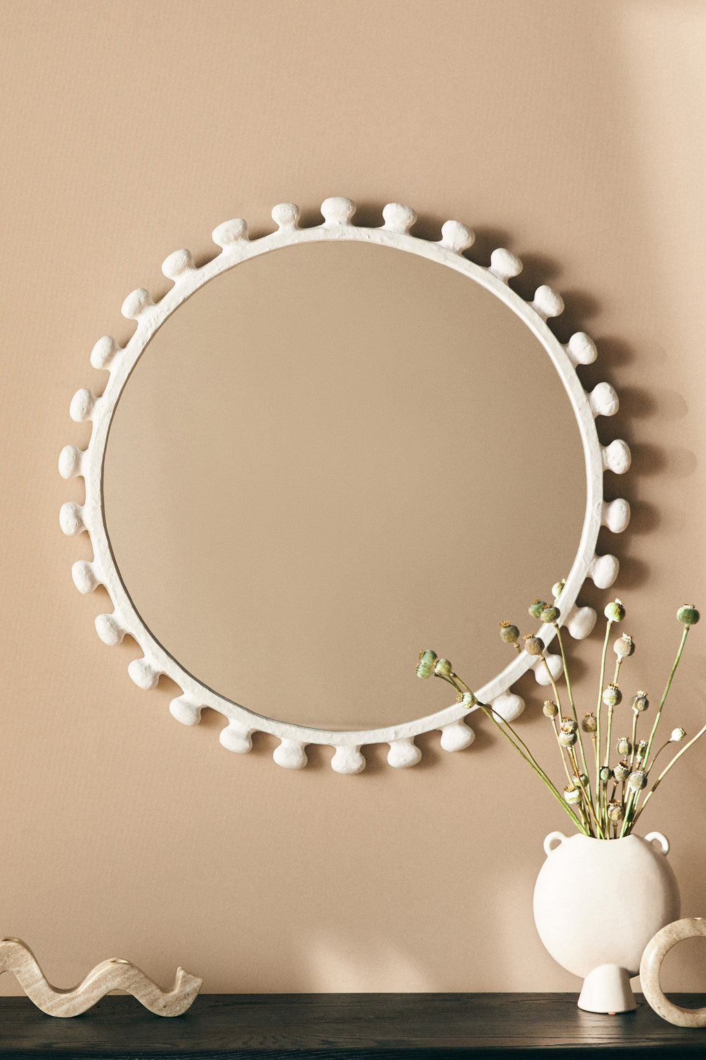 Dropi Matte White Beaded Round Wall Mirror, 32 in in 010 White, product view 1