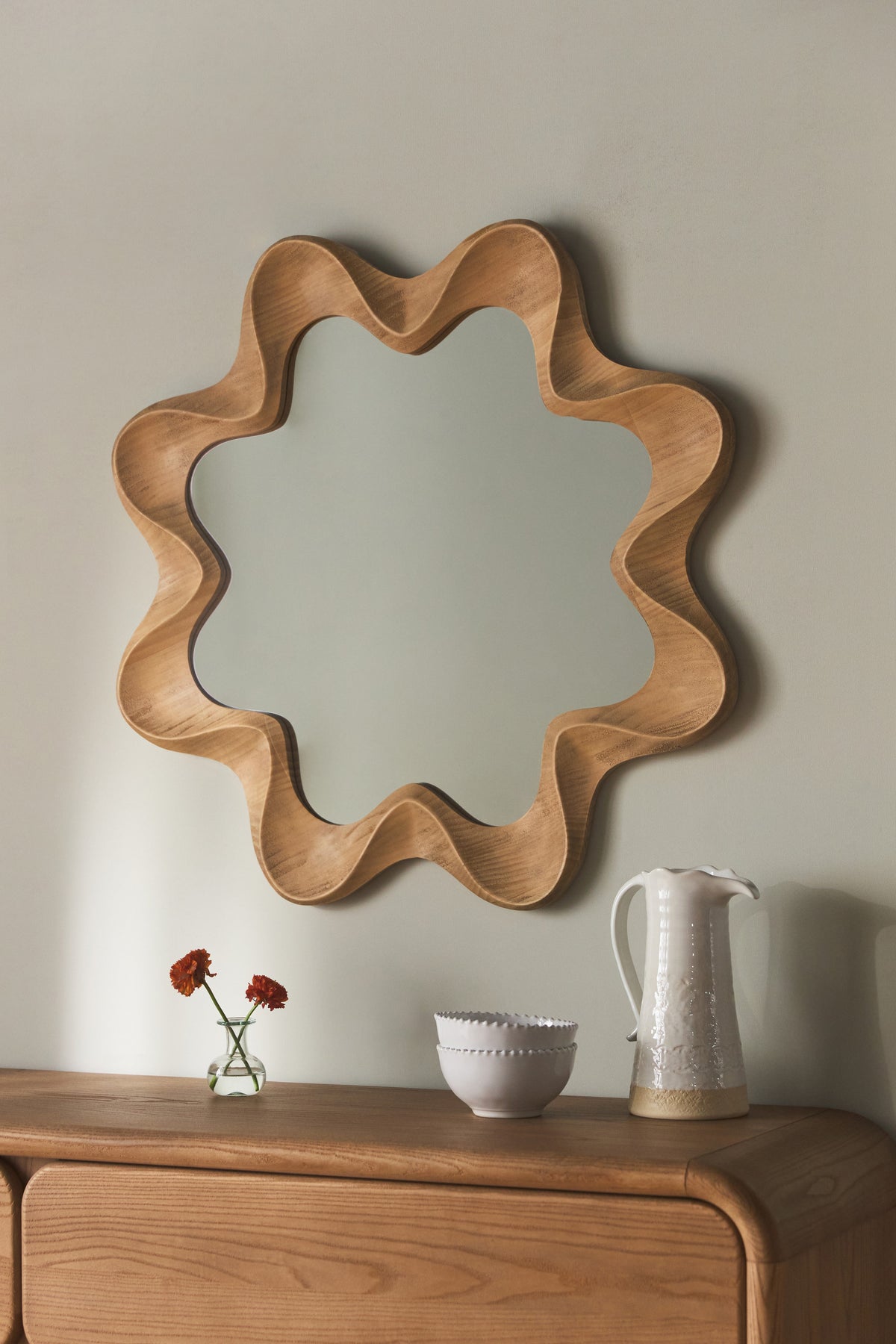 Rosa Wavy Scalloped Wood Round Wall Mirror, 36 in in 020 Brown, product view 3